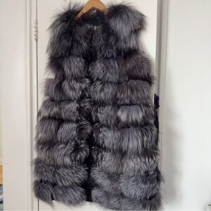 Luxurious Silver Fox Real Fur Vest extended
